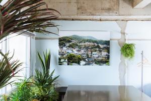 Uma vista geral da montanha ou uma vista da montanha a partir do apartamento