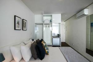 O zonă de relaxare la Phaedrus Living: Luxury Suite Nicosia 502