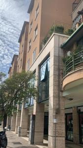 Budova, v ktorej sa apartmán nachádza