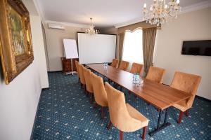 Zaplecze biznesowe lub konferencyjne w obiekcie Parisel Palace Centrum Konferencyjno-Wypoczynkowe Klimki pod Łukowem