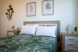 Postel nebo postele na pokoji v ubytování Apartamento El Tajaraste