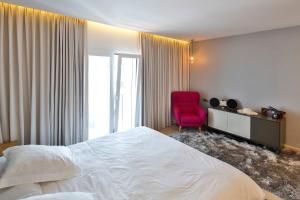 Łóżko lub łóżka w pokoju w obiekcie 306 -Luxury Selection- Puerto Banus Marbella Front Line Penthouse
