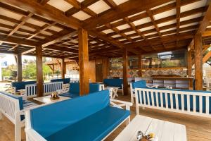 Restoran või mõni muu söögikoht majutusasutuses Sandbanks Beach Villas, Morjim