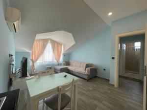A seating area at X SUITE APART