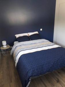 Posteľ alebo postele v izbe v ubytovaní Gîte 4/5 personnes - Marais Poitevin - Coulon