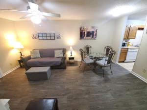 Gallery image of Lovely and spacious, 2 bedrooms and 2 bathrooms in Anderson