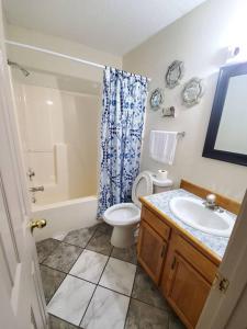 A bathroom at Lovely and spacious, 2 bedrooms and 2 bathrooms