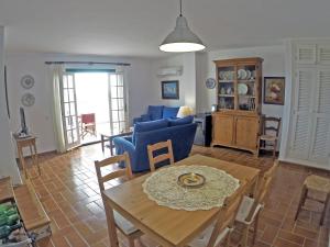 Posezení v ubytování Cove Noves - Relax en Menorca, Ideal para familias
