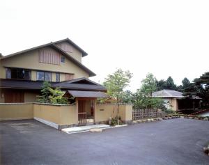 Budova, kde se ryokan nachází