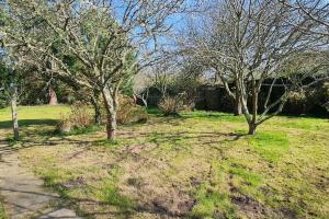 Vonkajšia záhrada v ubytovaní Grande Maison dans le Bourg de Nevez + jardin