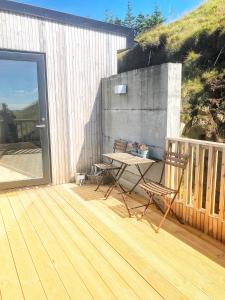 شرفة أو تراس في Beautiful cottage with Mountain View