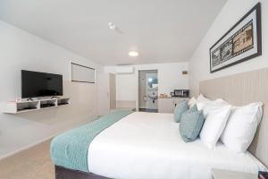 Dapur atau dapur kecil di The Com Plex Motel