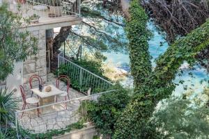 Fotografie z fotogalerie ubytování Apartments by the sea Pisak, Omis - 17056 v destinaci Mimice + 17 fotografií