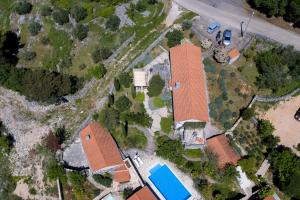 Letecký snímek ubytování Family friendly house with a swimming pool Bajcici, Krk - 17293