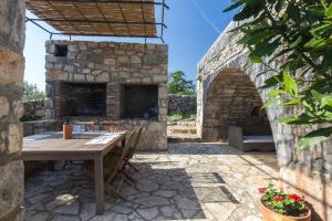 Fotografie z fotogalerie ubytování Family friendly house with a swimming pool Bajcici, Krk - 17293 v destinaci Malinska