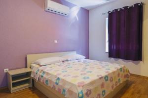 Fotografia z galérie ubytovania Apartments with a parking space Baska Voda, Makarska - 17300 v destinácii Baška Voda