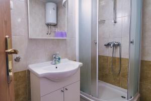 Fotografie z fotogalerie ubytování Apartments with a parking space Baska Voda, Makarska - 17300 v destinaci Baška Voda