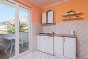 Galeriebild der Unterkunft Apartments with a parking space Orebic, Peljesac - 17134 in Orebić