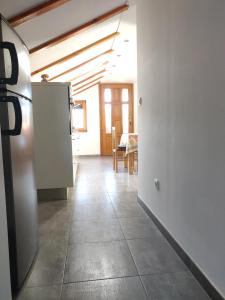 Fotografia z galérie ubytovania Apartments with a parking space Vinisce, Trogir - 17062 v destinácii Vinišće