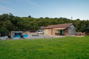 Fotografia z galérie ubytovania Luxury villa with a swimming pool Vrbnik, Krk - 17429 vo Vrbniku
