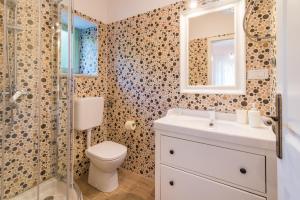 Fotografia z galérie ubytovania Luxury villa with a swimming pool Vrbnik, Krk - 17429 vo Vrbniku