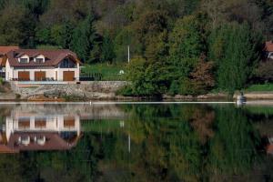 Fotografie z fotogalerie ubytování Luxury villa with a swimming pool Dujmic Selo, Gorski kotar - 17441 v destinaci Ogulin