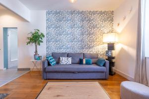 Apt 2-4 pers, charme de l'ancien, calme, vélos, Annecy centre的休息区