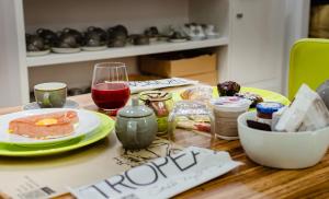 Comida no cama e café (B&B) ou em algum lugar perto