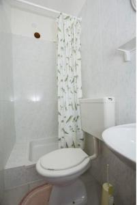 Ένα μπάνιο στο Double Room Kampor 17412a