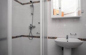ห้องน้ำของ Apartments with WiFi Vrsar, Porec - 17473