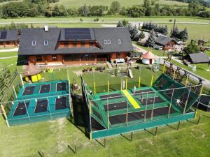 Tennis and/or squash facilities at Camp PACHO or nearby