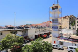 Fotografia z galérie ubytovania Apartments with a parking space Makarska - 17047 v destinácii Makarska