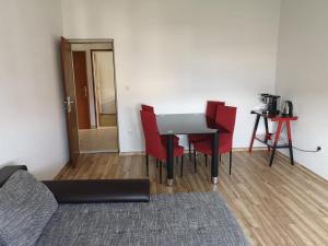 Posedenie v ubytovaní Apartmani LuMa / apartman Luka + 35 fotografií