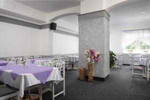 Posezení v ubytování Hotel Ferdinand + 18 fotografií