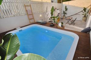 Πισίνα στο ή κοντά στο Anise Suites