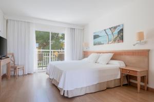 Kép Iberostar Waves Club Cala Barca All Inclusive szállásáról Portopetróban a galériában