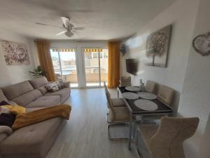 Χώρος καθιστικού στο Bella Apartment Playa Del Cura