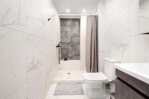 Koupelna v ubytování Sea & City LUXURY SUITE