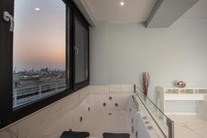 Koupelna v ubytování Sea & City LUXURY SUITE