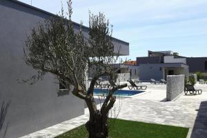 Fotografia z galérie ubytovania Villas Resort in Vir with pool vo Viry