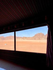 Foto dalla galleria di Wadi Rum Silk Road Camp a Wadi Rum