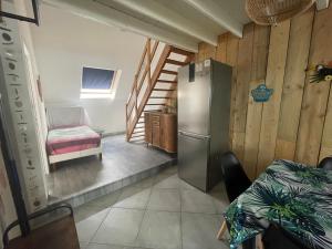 Posteľ alebo postele v izbe v ubytovaní F3 Duplex "O Meublé de Pithiviers" 2 chambres 8 personnes