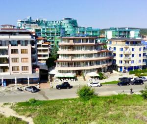 Budova, kde se hotel nachází