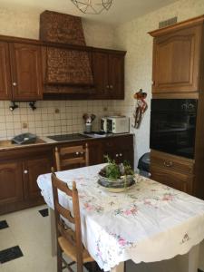 Köök või kööginurk majutusasutuses Le Clos Mesnil