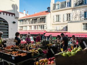 Fotografia z galérie ubytovania Merkatua, centre ville, 10 min plage v destinácii Biarritz
