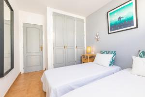 Postel nebo postele na pokoji v ubytování Villa Harmony + 27 fotografií