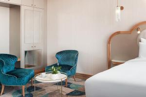 Allure Hotel & Residence Prague客房内的一张或多张床位