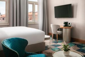 Allure Hotel & Residence Prague客房内的一张或多张床位