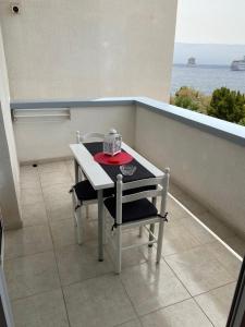 Γενική θέα στη θάλασσα ή θέα στη θάλασσα από  αυτό το διαμέρισμα