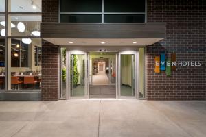EVEN Hotel Omaha Downtown - Old Market by IHG的门面或入口